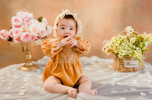 宜春宝宝摔到后脑勺